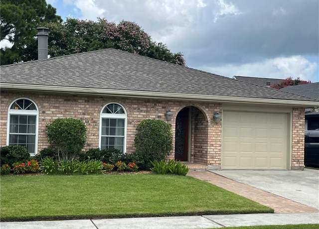 Property at 1304 Aris Ave, Metairie, LA 70005, 3 beds, 2 baths
