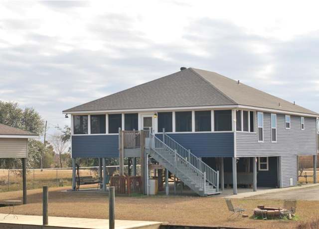 Property at 26321 Mildred Dr, Lacombe, LA 70445, 3 beds, 2 baths