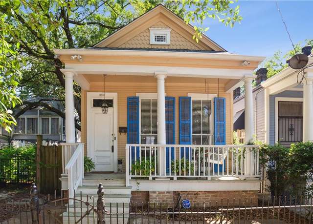 Property at 8216 Spruce St, New Orleans, LA 70118, 2 beds, 1.5 baths