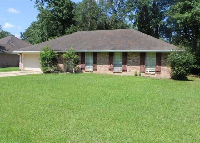Property at 409 Jennifer Ln, Pearl River, LA 70452, 4 beds, 2 baths