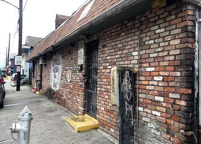 Property at 3801 Tchoupitoulas St, New Orleans, LA 70115, 3 beds, 3.5 baths