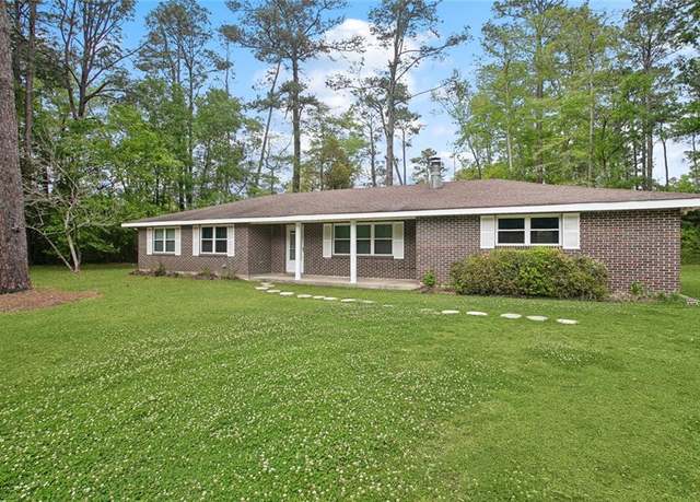 Property at 19365 Slemmer Rd, Covington, LA 70433, 3 beds, 2 baths