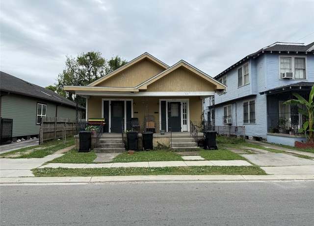Property at 8630 32 Pritchard Pl, New Orleans, LA 70118, 4 beds, 2 baths