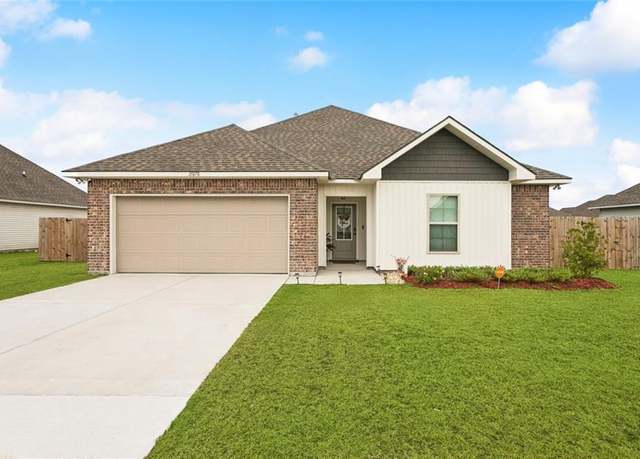Property at 11078 Doubleday Dr, Hammond, LA 70403, 3 beds, 2 baths