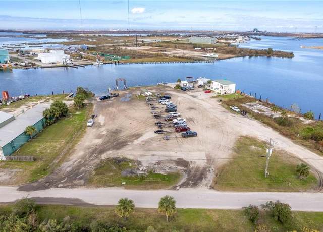 Property at 316 Marina Rd, Chalmette, LA 70043