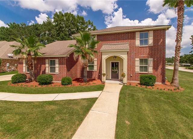 Property at 300 Place Saint Julien Pl, Covington, LA 70433, 5 beds, 3.5 baths