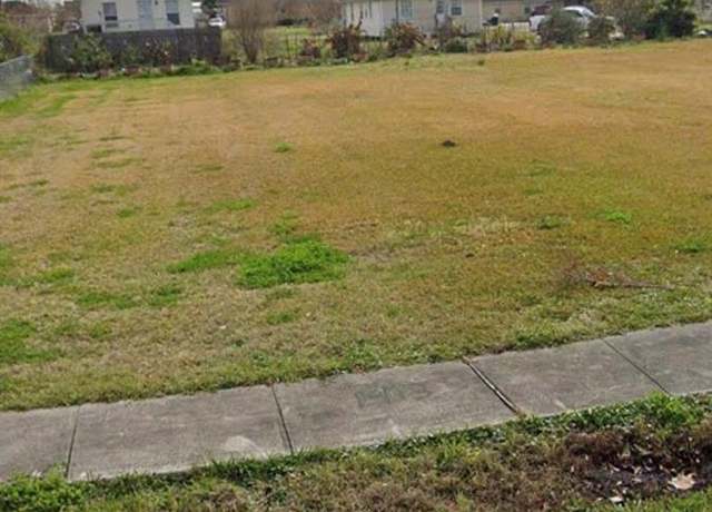 Property at 1907 Tricou St, New Orleans, LA 70117