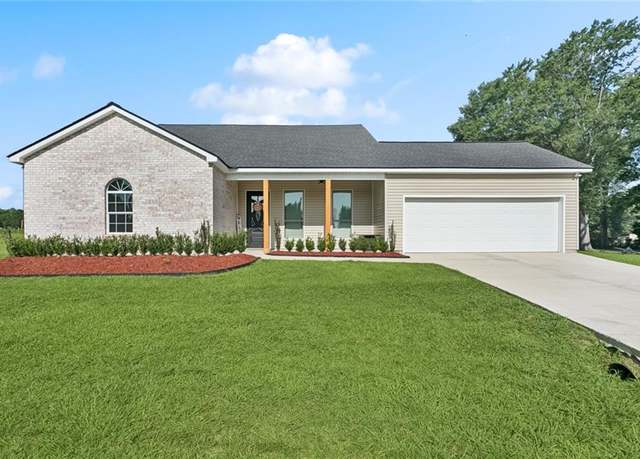Property at 19867 Kash Estates Rd, Franklinton, LA 70438, 3 beds, 2.5 baths