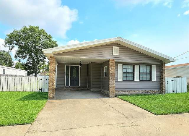 Property at 605 E First St, Belle Chasse, LA 70037, 4 beds, 2 baths