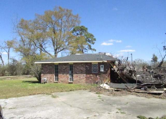 Property at 3336 Wyatt St, Darrow, LA 70725, 3 beds, 2 baths