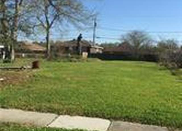 Property at 2225 Riverbend Dr, Violet, LA 70092