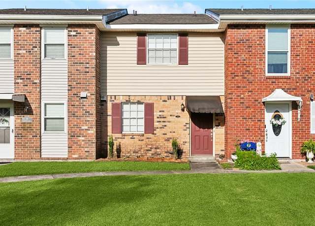Property at 90 Houmas Pl, Destrehan, LA 70047, 2 beds, 1.5 baths