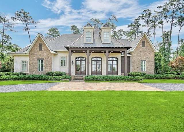 Property at 26 Hummingbird Rd, Covington, LA 70433, 4 beds, 5 baths