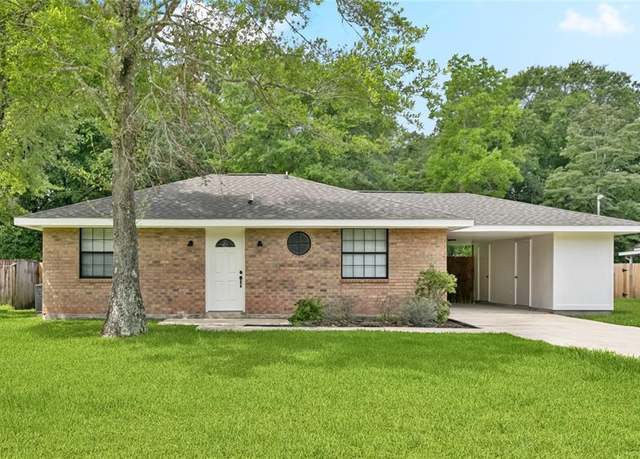 Property at 205 Timber Ridge Dr, Slidell, LA 70460, 2 beds, 1 bath
