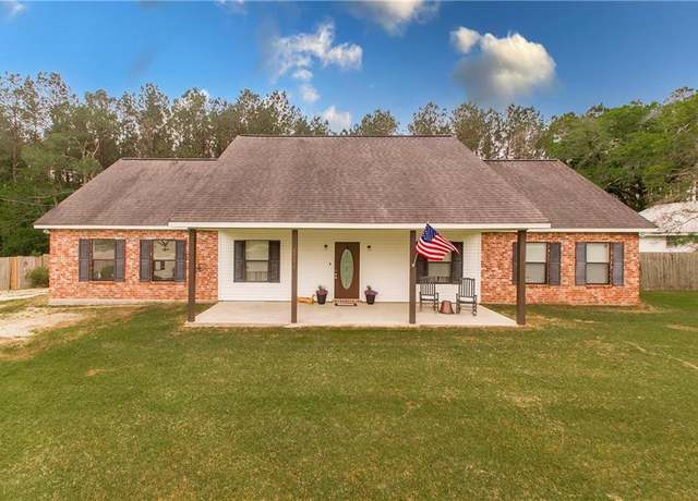 Property at 60036 Spring Valley Rd, Bogalusa, LA 70427, 3 beds, 2 baths