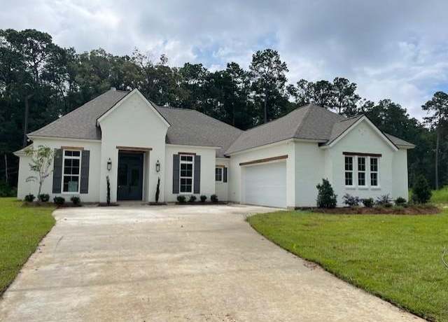 Property at 605 Kristian Ct, Madisonville, LA 70447, 4 beds, 3 baths