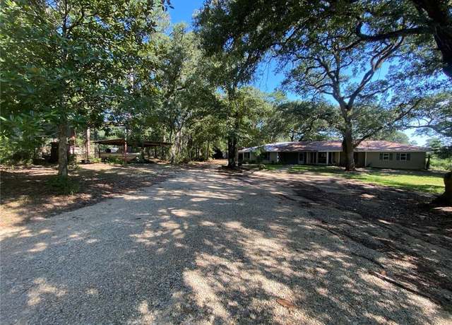 Property at 20213 Narrow Rd, Covington, LA 70435, 3 beds, 2.5 baths