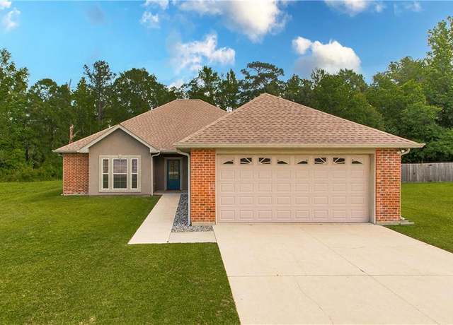 Property at 47081 Vineyard Trce, Hammond, LA 70401, 3 beds, 2 baths