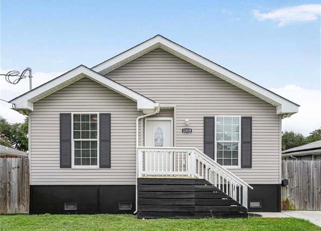 Property at 1319 Granada Dr, New Orleans, LA 70122, 3 beds, 2 baths