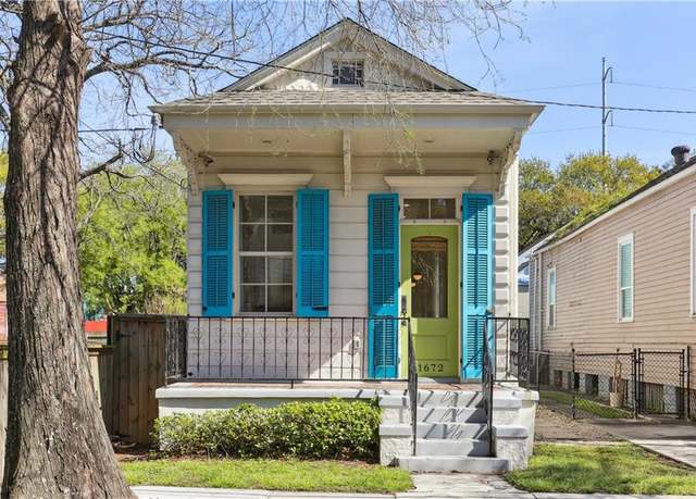 Property at 1672 Rousselin Dr, New Orleans, LA 70119, 1 bed, 1 bath