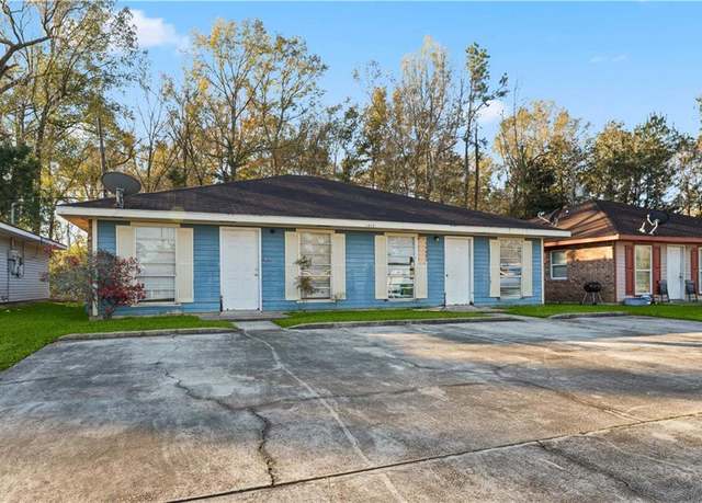 Property at 1409 Hooks Dr, Hammond, LA 70401, 4 beds, 2 baths
