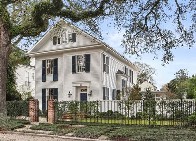 Property at 389 Broadway St, New Orleans, LA 70118, 4 beds, 3.5 baths