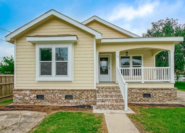 Property at 70 Old Hickory St, Chalmette, LA 70043, 3 beds, 2 baths