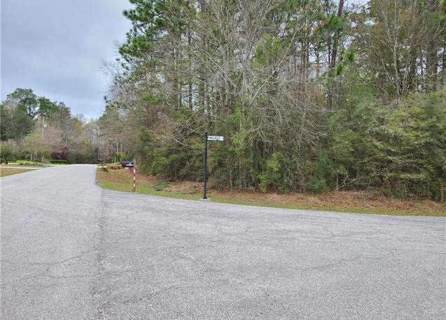 Property at 0 Pinecrest Dr, Carriere, MS 39426