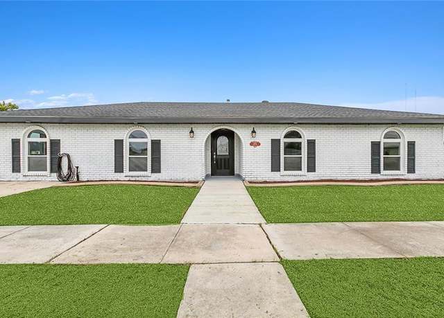 Property at 3312 Gallo Dr, Chalmette, LA 70043, 4 beds, 2 baths