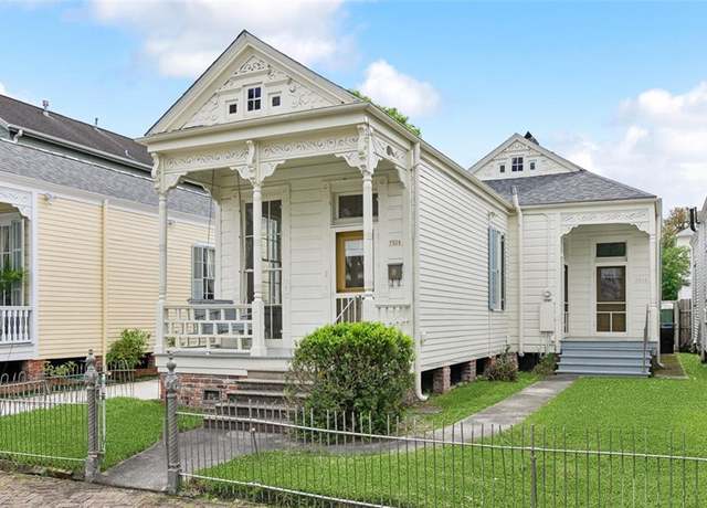 Property at 7514 Hampson St, New Orleans, LA 70118, 2 beds, 1 bath