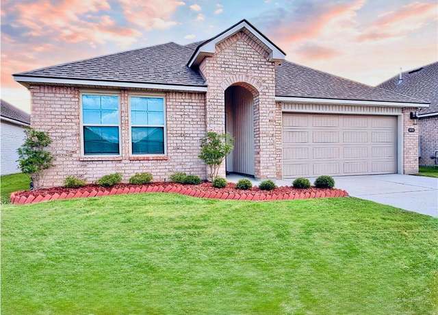Property at 30720 Akers Way, Lacombe, LA 70445, 4 beds, 3 baths