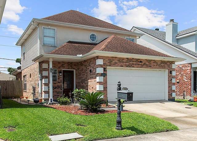 Property at 1001 W Chateau Lafitte Dr, Kenner, LA 70065, 4 beds, 2.5 baths