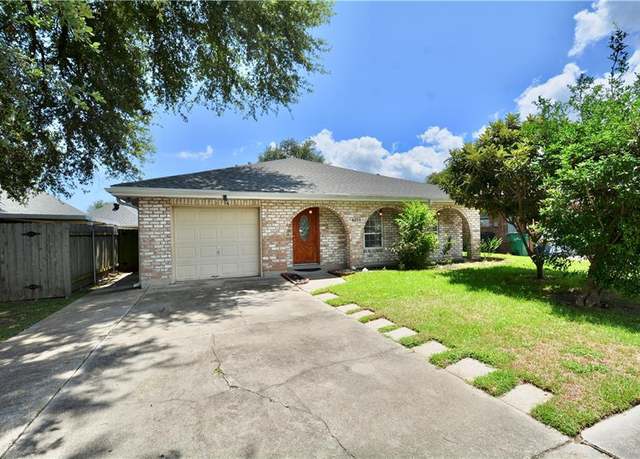 Property at 4429 Lake Vista Dr, Metairie, LA 70006, 4 beds, 3 baths