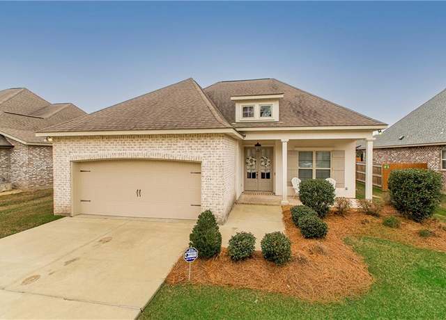 Property at 1072 Fox Sparrow Loop, Madisonville, LA 70447, 3 beds, 2 baths