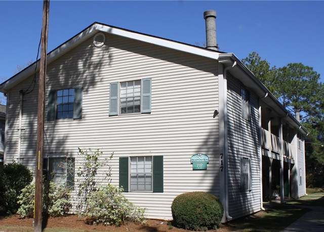 Property at 717 Heavens Dr #4, Mandeville, LA 70471, 2 beds, 1.5 baths