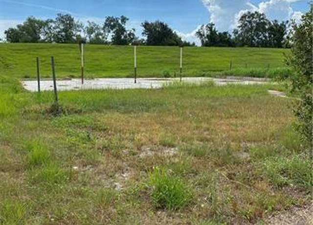 Property at 15610 River Rd, Hahnville, LA 70057