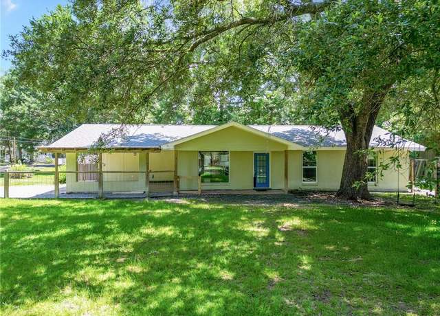 Property at 2549 Villere St, Mandeville, LA 70448, 3 beds, 1.5 baths