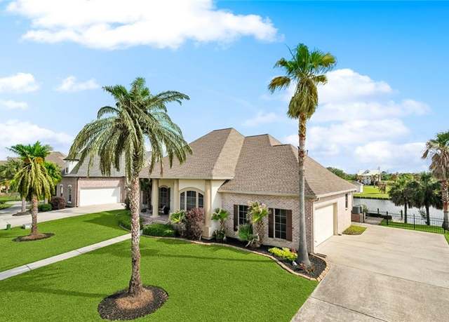Property at 219 Azores Dr, Slidell, LA 70458, 4 beds, 3 baths