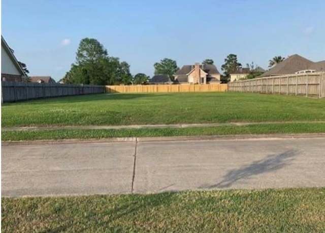 Property at 5731 Kensington Blvd, New Orleans, LA 70127