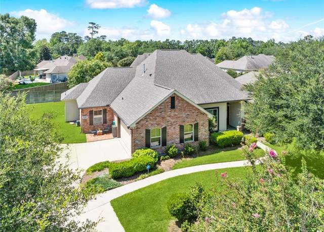 Property at 424 Dockside Dr, Slidell, LA 70461, 4 beds, 3 baths