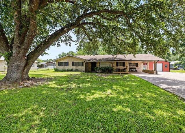 Property at 156 N Apple St, Garyville, LA 70051, 3 beds, 2 baths