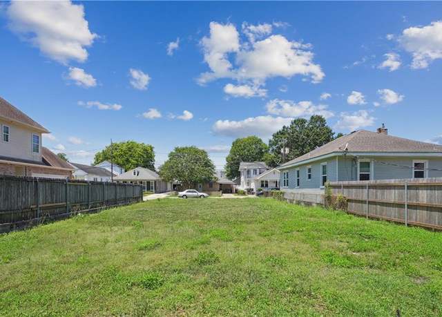 Property at 245 Aris Ave, Metairie, LA 70005