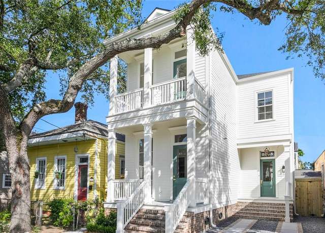 Property at 2508 Laurel St, New Orleans, LA 70130, 4 beds, 3.5 baths