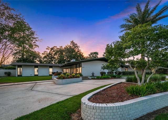 Property at 1201 N General Pershing St, Hammond, LA 70401, 4 beds, 4.5 baths