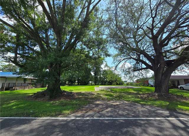 Property at 1234 N Airline Ave, Gramercy, LA 70052
