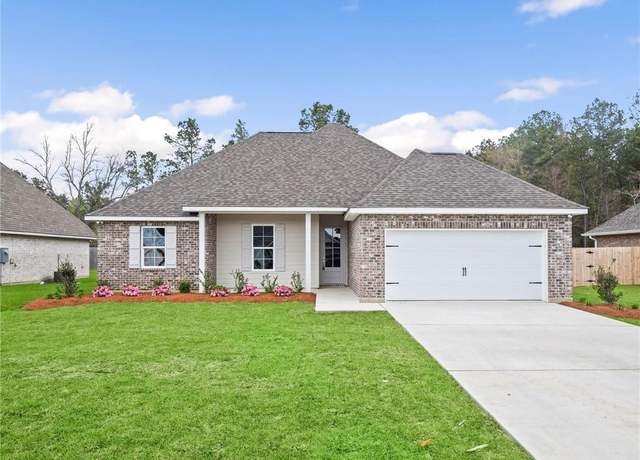 Property at 72694 Robindale Dr, Covington, LA 70435, 4 beds, 2 baths
