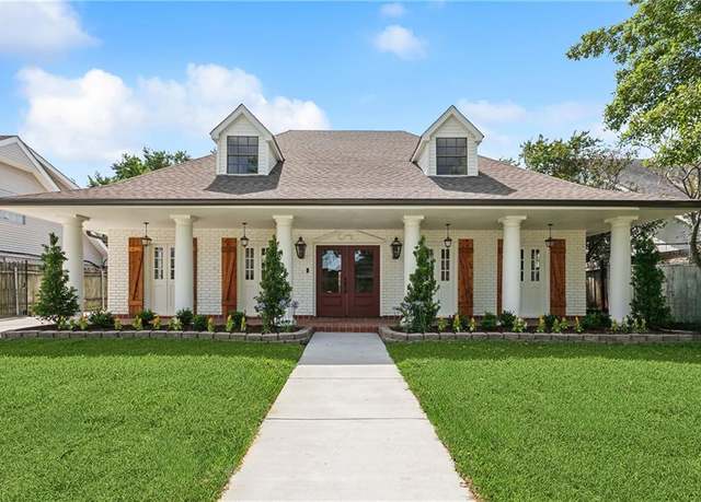 Property at 4233 Bordeaux Dr, Kenner, LA 70065, 4 beds, 4 baths
