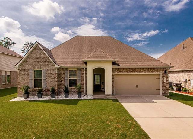 Property at 40262 Sedgwick Ln, Ponchatoula, LA 70454, 4 beds, 2 baths