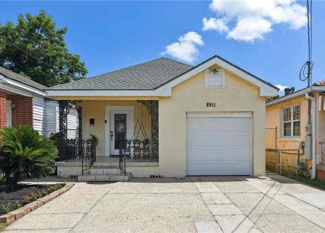 Property at 8911 Edinburgh Dr, New Orleans, LA 70118, 2 beds, 1 bath