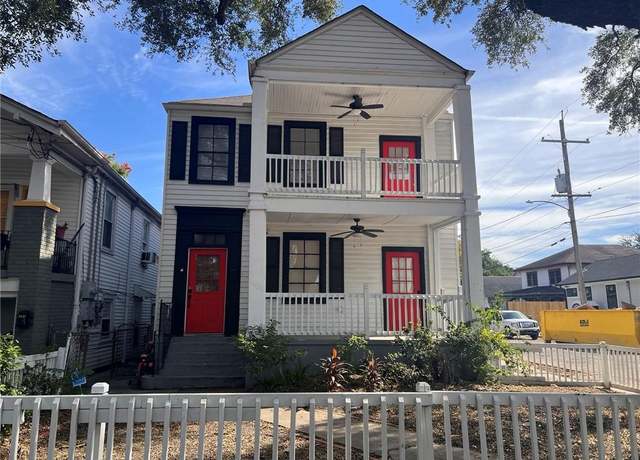 Property at 3633 Franklin Ave, New Orleans, LA 70122, 6 beds, 4 baths